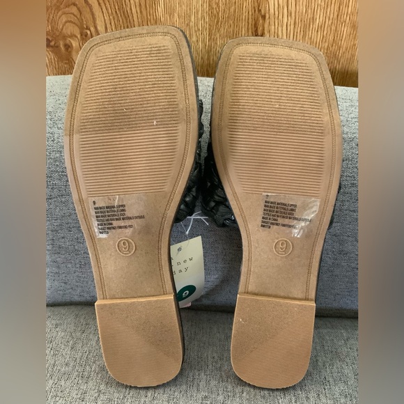 A New Day - Picture 3 of 3